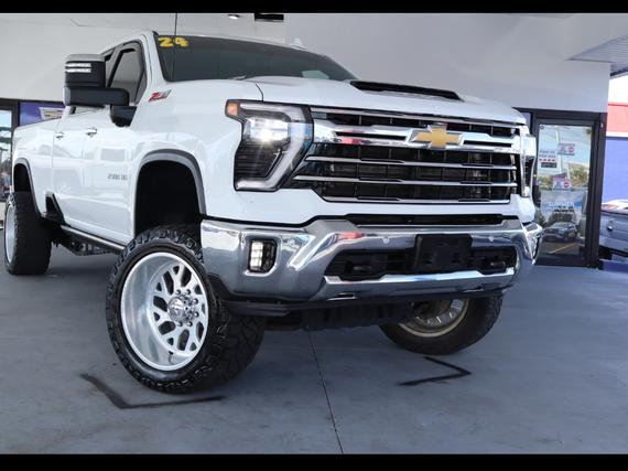 CHEVROLET SILVERADO HD 2024 1GC4YPEY3RF151040 image